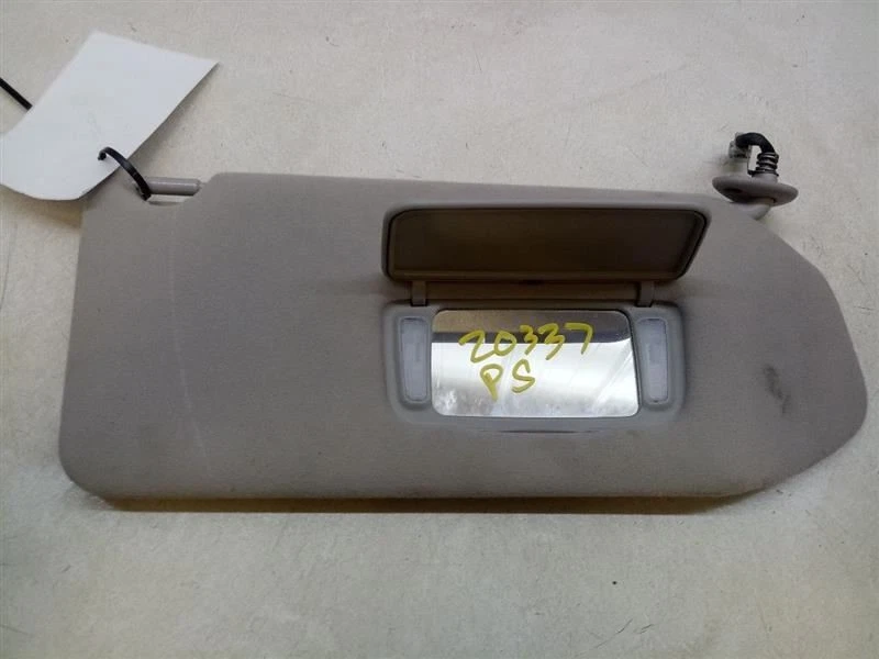 Parasol derecho pasajero Honda Odyssey 1999-2004 fabricante original usado probado  Foto 2 de 4