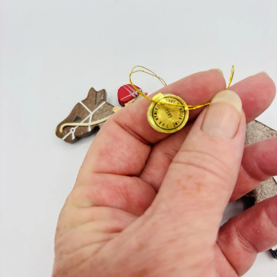 De colección Kurt Adler Madera Caballo Ornamento Kentucky Derby Ecuestre Churchill Downs 98 Foto 3 de 4