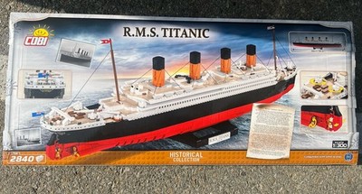 New Cobi #1916 1:300 RMS Titanic Building Set 2840 Bricks
