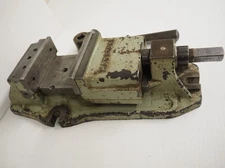 NATIONAL Milling Machine Vise w/ Handle, 4-5/16" Width 2-3/4" Opening