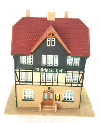  Auhagen 12271 ''Thüringer Hof'' Gasthaus Gaststätte Wohnhaus fertig gebaut H0 TT