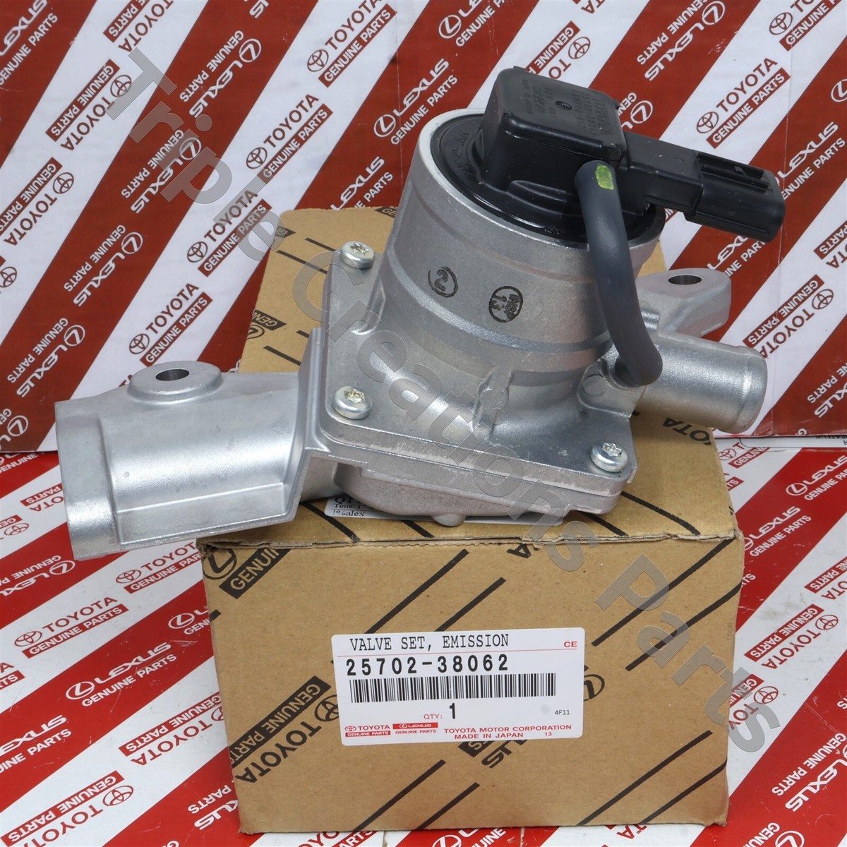 25702-38062 Genuine Toyota 14-19 Tundra GX460 Left Emission