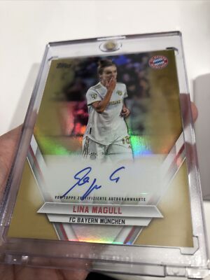 Lina Magull Autogramm /15 Topps FC Bayern München Team Set 22/23 / Gold   Auto