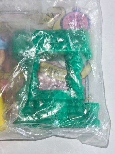 McDonald's Happy Meal 1992 Disney Blancanieves “Blancanieves y deseos” Nuevo en paquete - Imagen 4 de 4