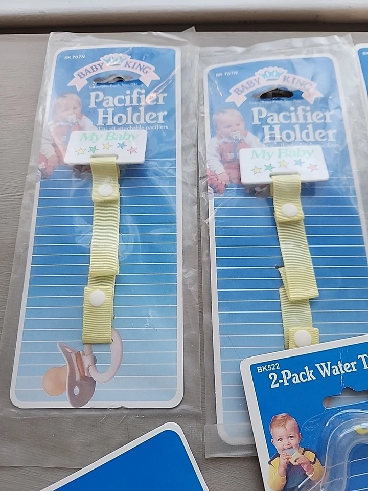 Lote De Colección 12 Chupetes Baby King Clips Sonajeros Estilo Renacido Muñecas Por Favor Leer Foto 2 de 4