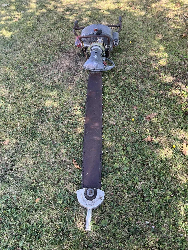 Sierra de cadena de motosierra vintage Mercury Disston Kiekhaefer DA 211 2 hombres barra de 45" RARA Foto 2 de 4