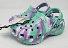 NEW  Crocs Women's Classic Platform Clog size 4