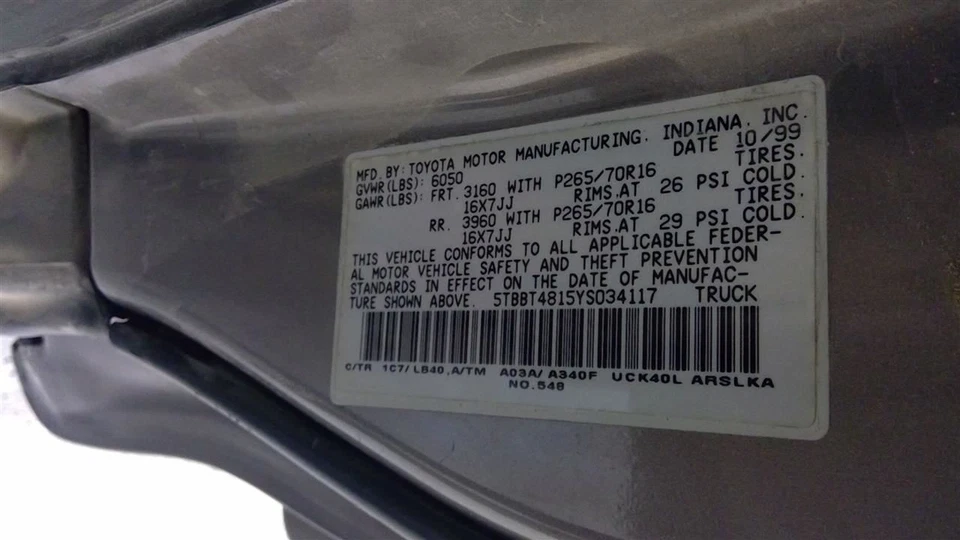 Toyota Tundra 2000 Hood 533010C020 3961 - Изображение 4 из 4