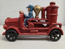 Vintage Cast Iron Fire Engine Pumper Toy Truck