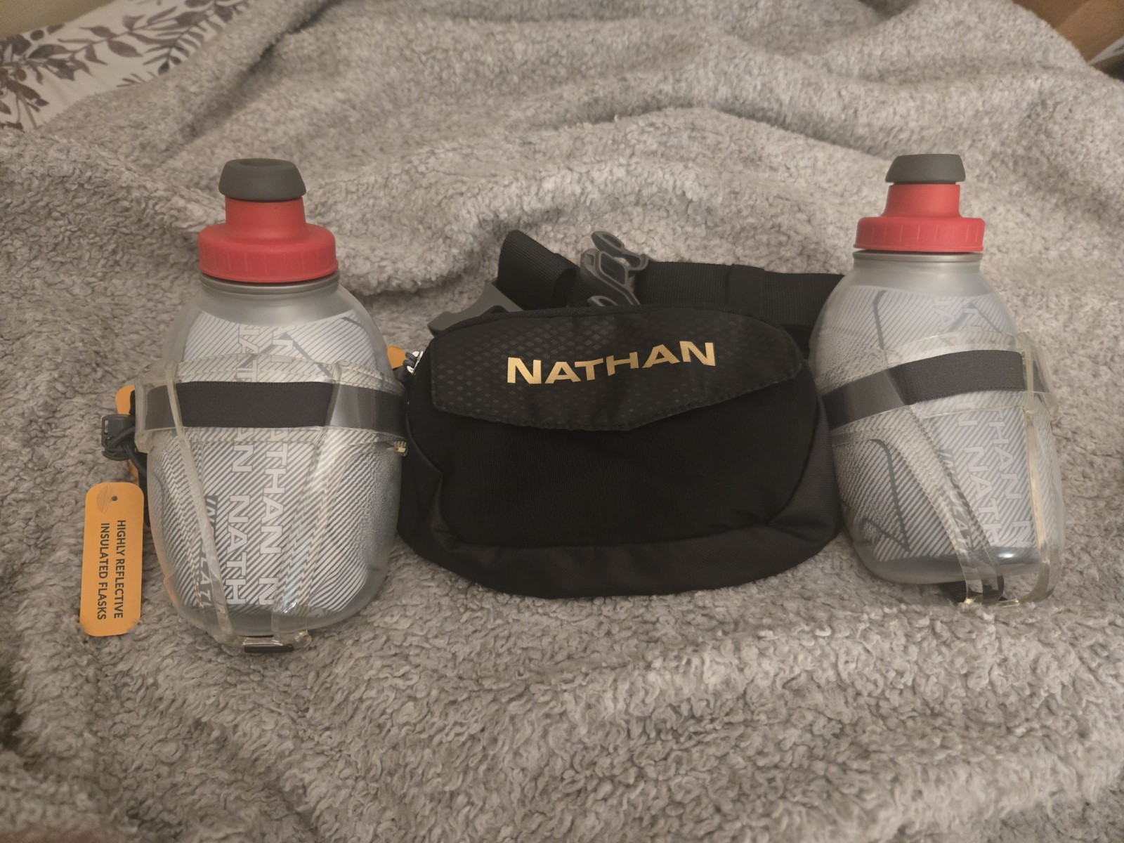Nathan Trail Mix Plus Insulated Running Belt Black/Gold w/Bo