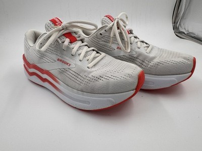Brooks Ghost Max 2 Women s Size 9.5 White Coral Athletic Running Shoes