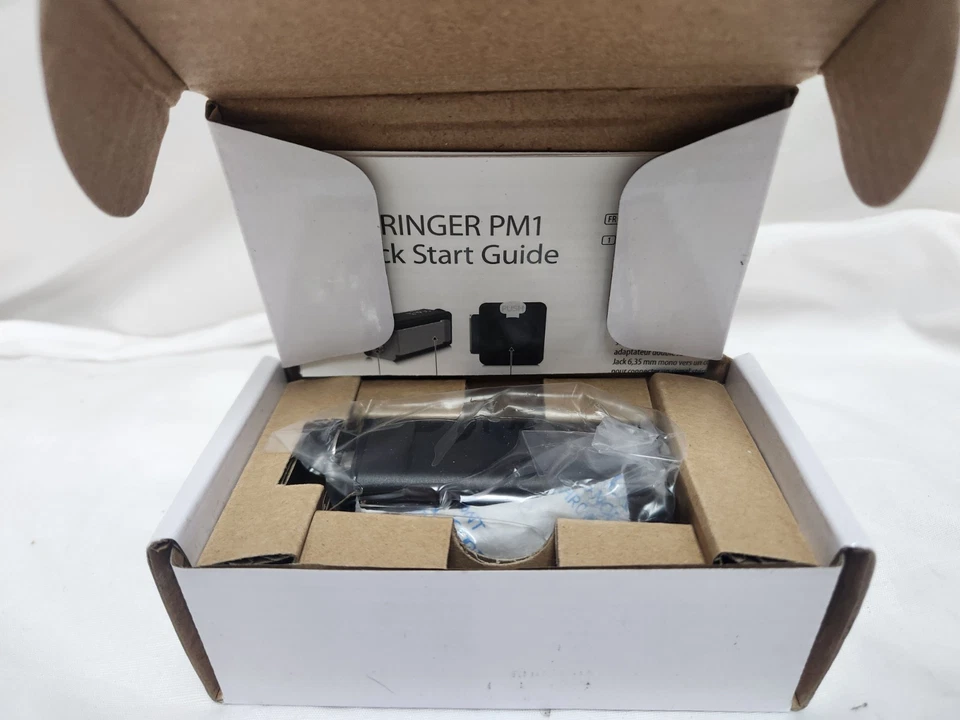 Behringer Powerplay PM1 - 1 Channel Stereo Personal in-Ear Monitor Beltpack - Image 3 of 3