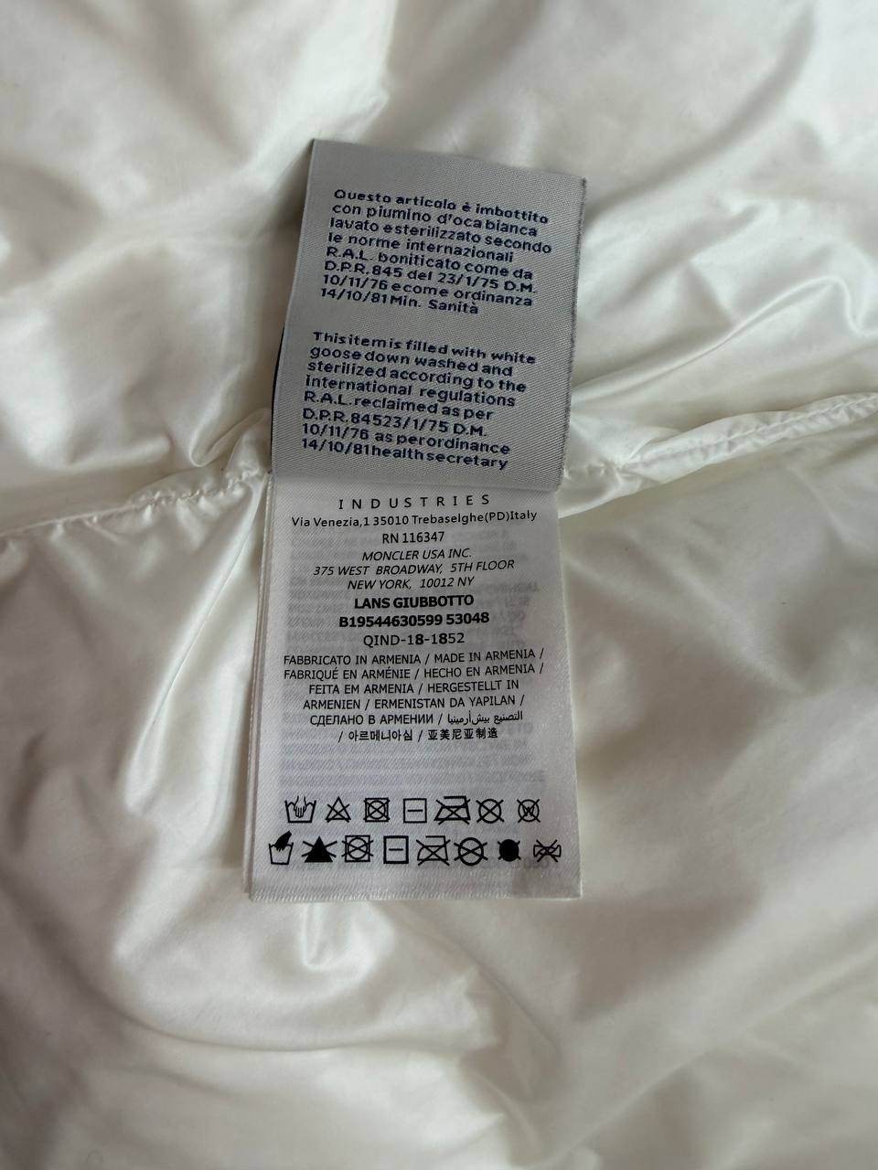 Moncler Lans Women’s White Down Jacket Fur Sz 2 image 6