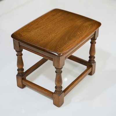 Ercol kleiner Couchtisch/Lampe/Beistelltisch Modell 733 Golden Dawn Finish sehr guter Zustand um 1970