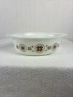 Pyrex Town & Country Vintage 043 Cinderella 1.5 Quart Casserole Milk Glass Dish