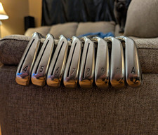 TaylorMade SIM2 Max Iron Set 4-PW AW Right-Hand KBS Max MT Steel Stiff