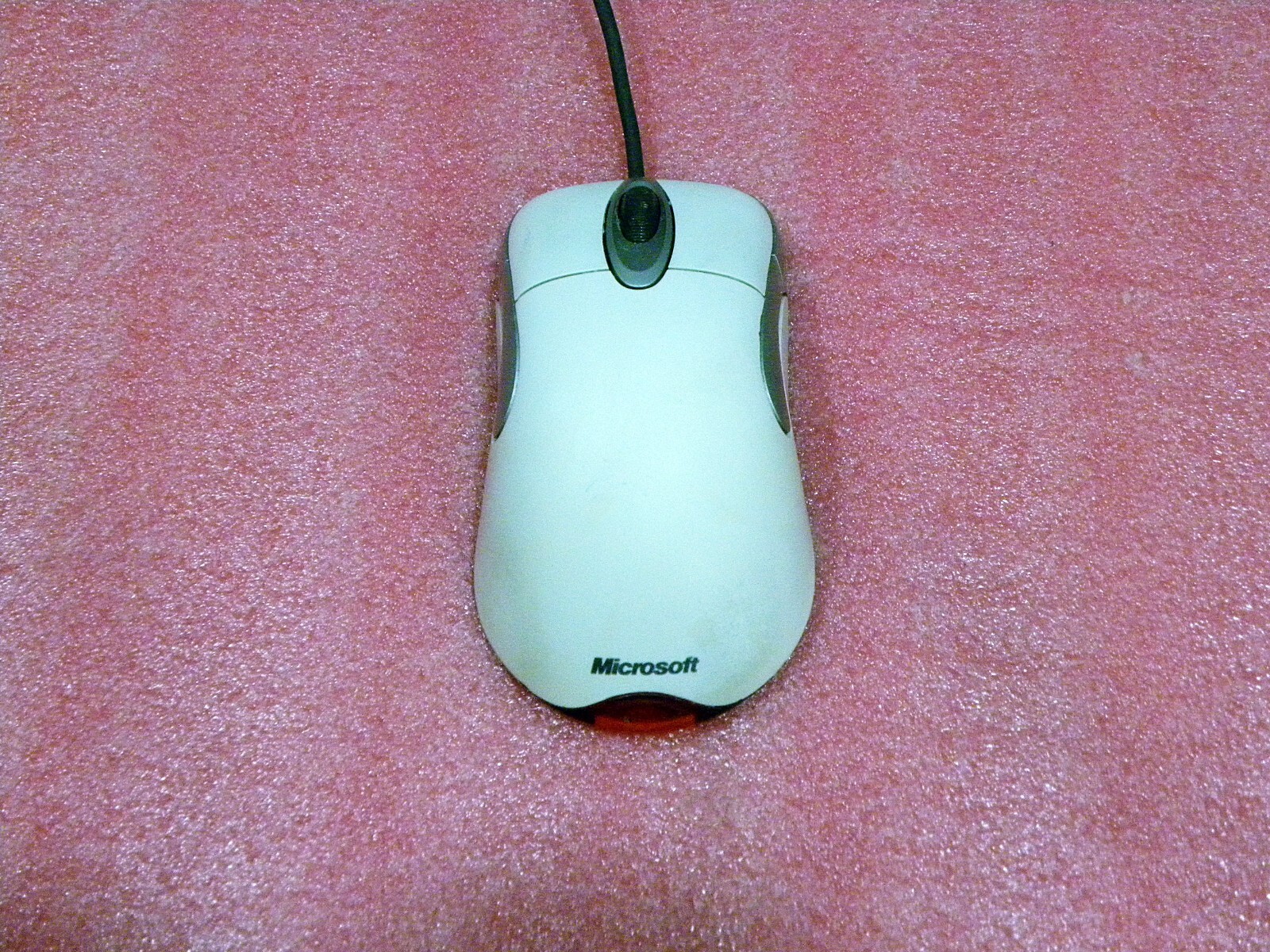 Microsoft IntelliMouse Optical USB and PS/2 Compatible Mouse needs