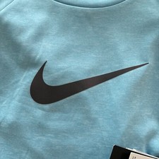 Nike Dri-Fit Boy  s Blue Swim S/S Shirt Size Medium Brand New   