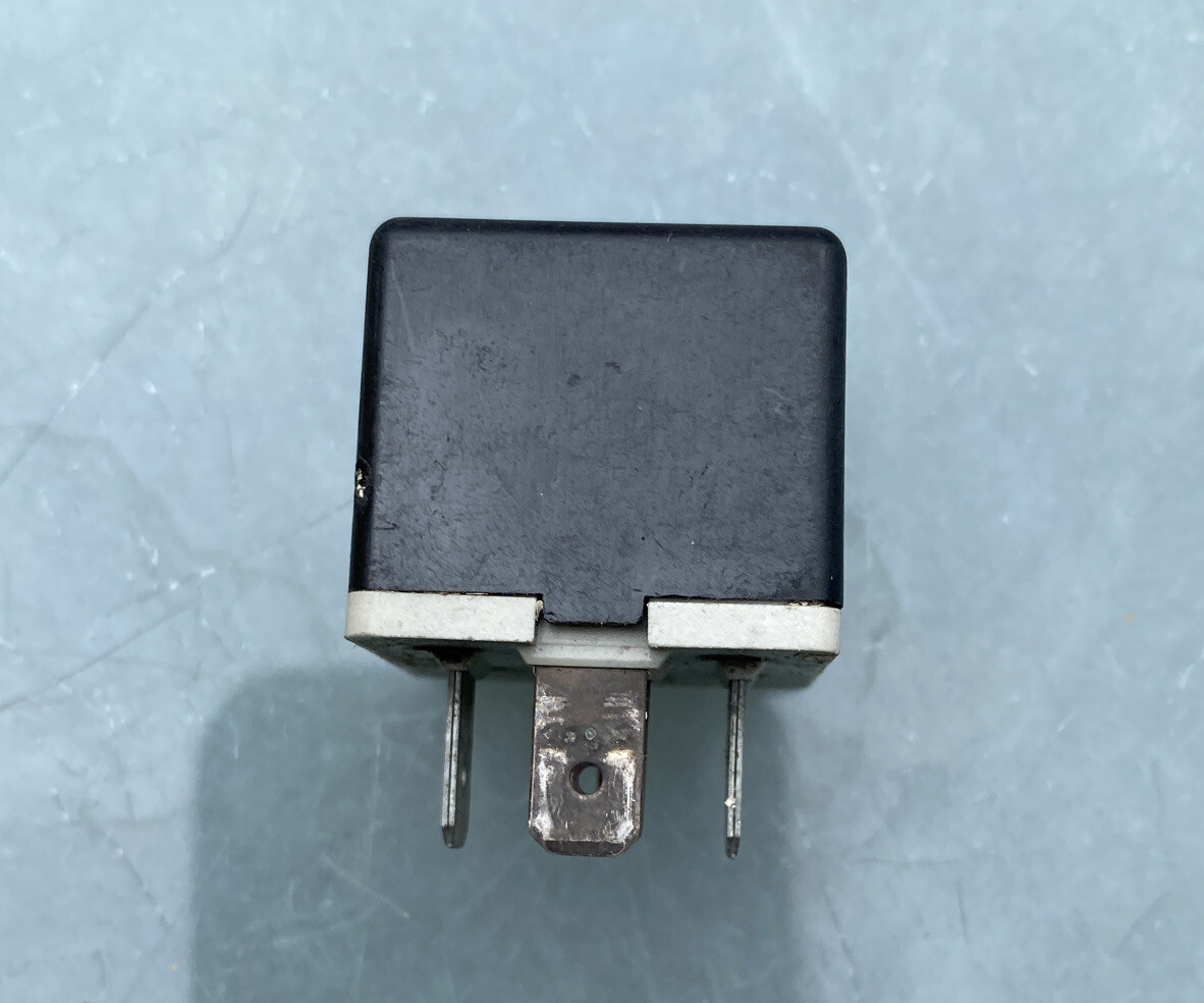 1pc)Chrysler Dodge Jeep 5 Pin Relay 56006707 (688320) tested with