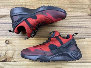 nike huarache utility red