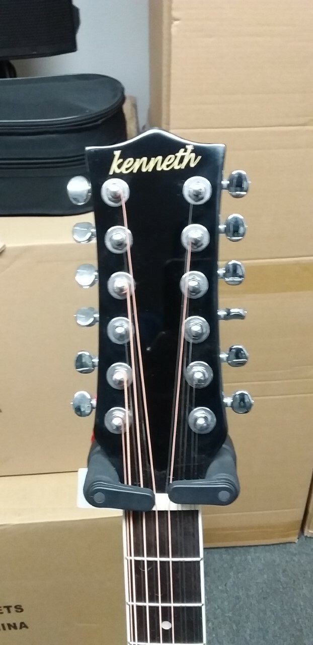 José Gómez C320.202 guitarra clásica de sapeli de iniciación oferta