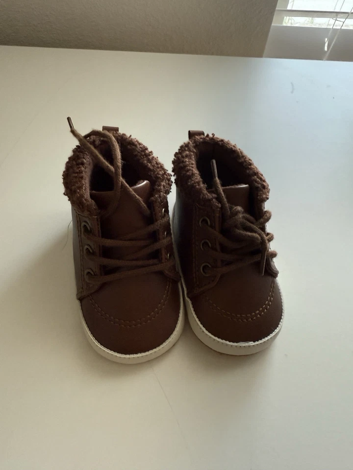 Zapatos de bebé antiguos azul marino nuevos bebé niño 6 meses zapatos Foto 2 de 3