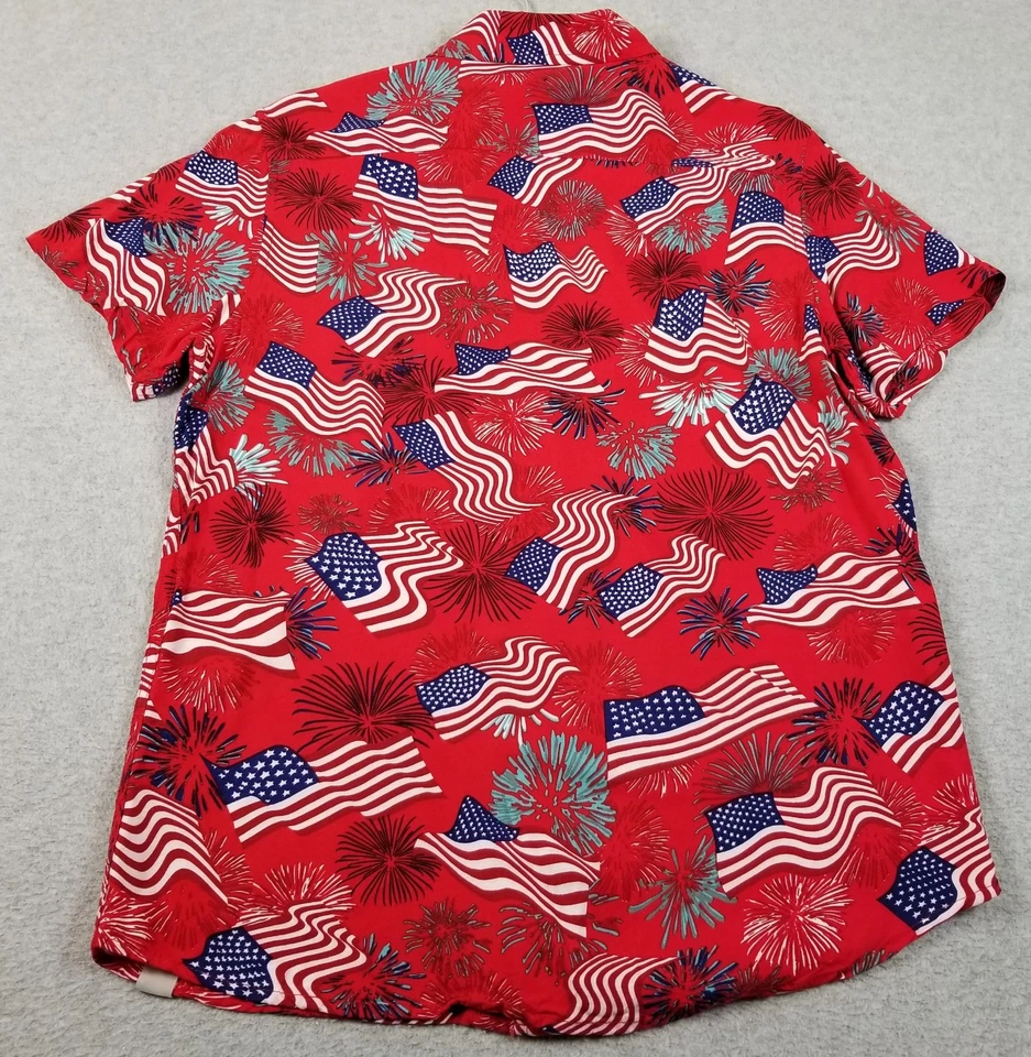 FREE PLANET Button Up Shirt Men’s Small S Red White Blue Short Sleeves Flag USA - Image 4 of 4