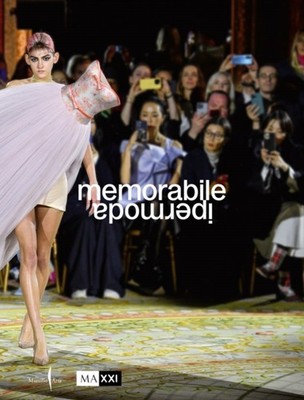 Memorable Hyper Fashion PAPERBACK 9791254632321