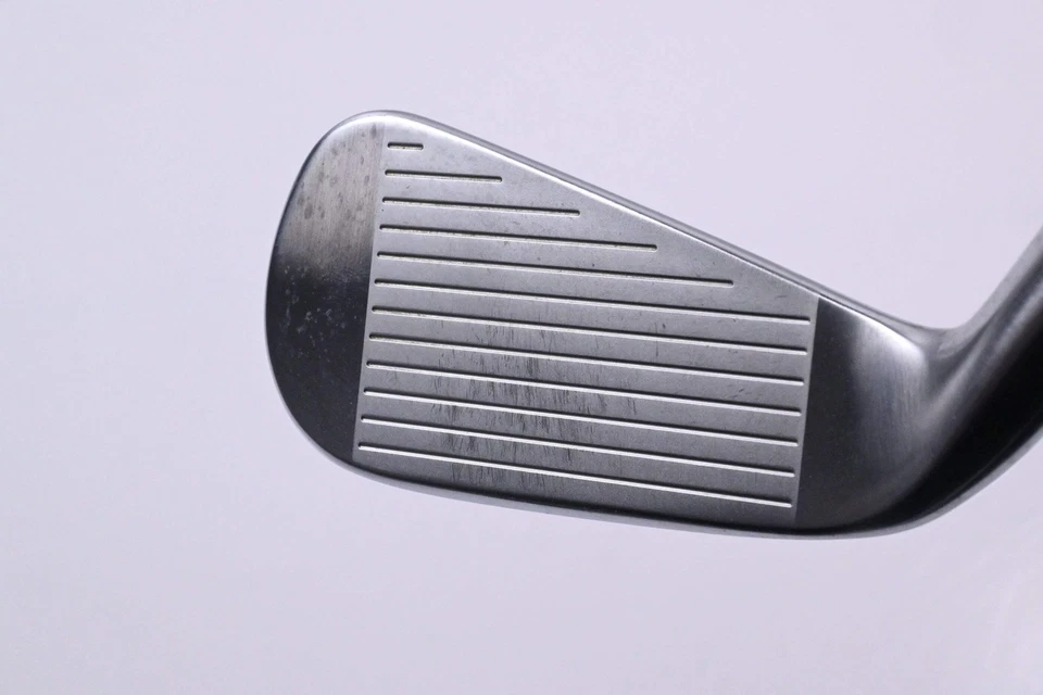 Titleist U505 2023 #4 Iron / 22 Degree / X-Flex Fujikura Ventus Velocore Blue 8 - Image 2 of 4