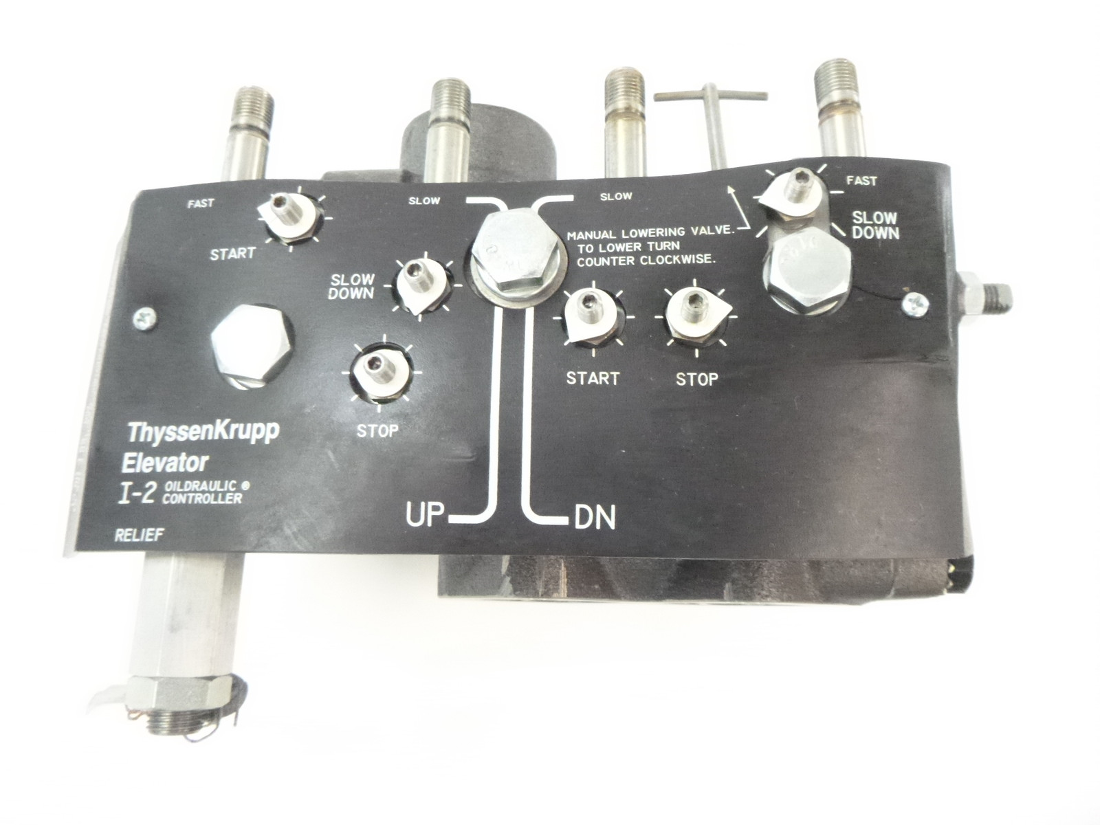 TESTRON SL-335 海外購入品 OEM Industrial MRO ThyssenKrupp Elevator 7505AE2 Oildraulic