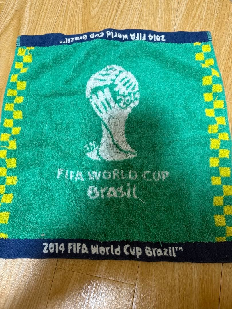 2014 Fifa World Cup Brasil Towel Cheering Watching Memorabilia USED K