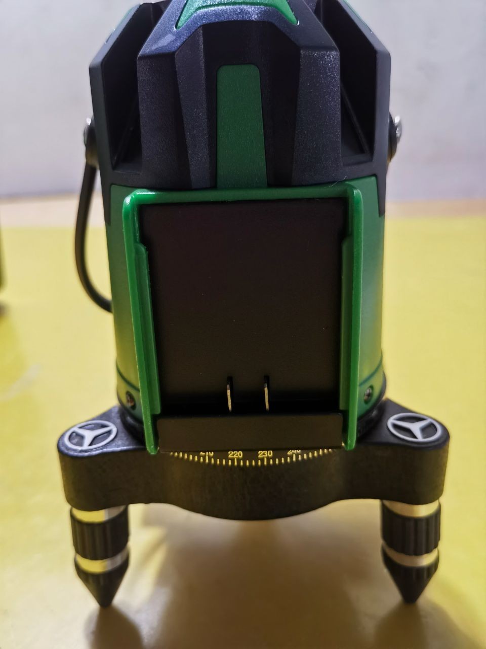 Portable 4V Laser Level Type-C Plug 2Line Self-leveling Measuring Tools 1Battery