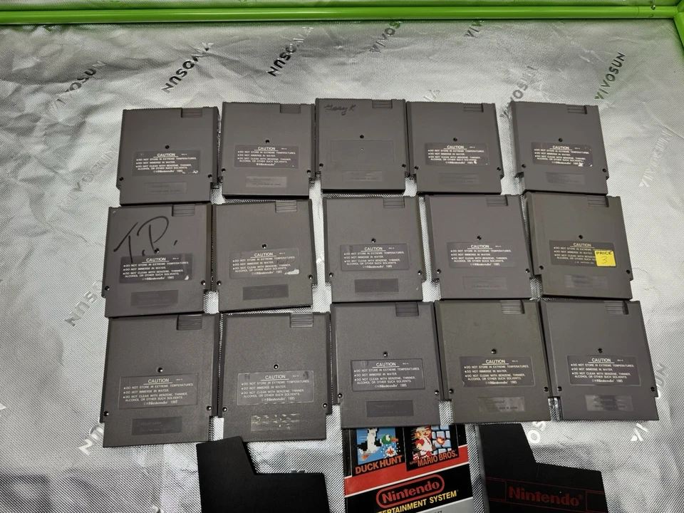 Nintendo NES Juego Lote 15 Juegos Kung Fu Off Road Captain Skyhawk Duck Hunt Retro Foto 2 de 4