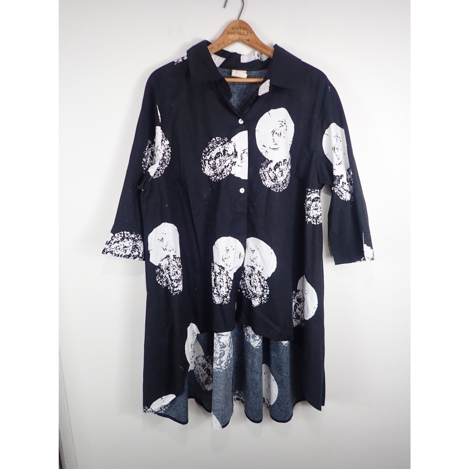 Truth + Style Button Down Printed Stretch Poplin … - image 4