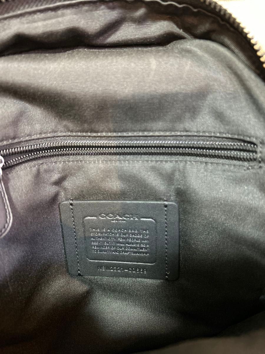 Excellent condition current model COACH Ethan bod… - image 3