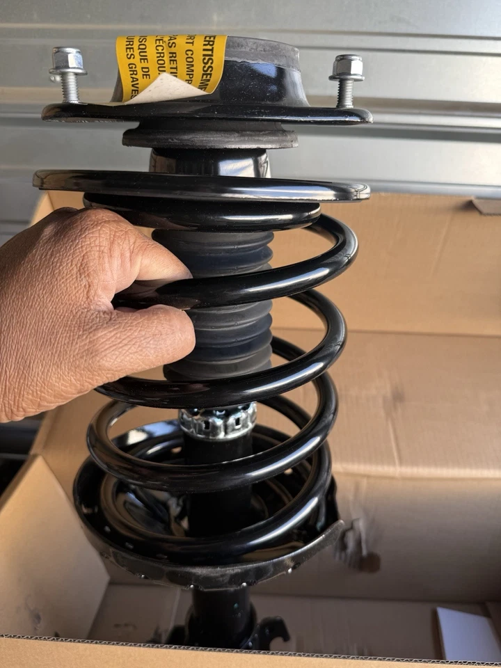 Conjunto de muelle helicoidal y puntal izquierdo CarQuest 18-810148 para 08-11 Subaru Impreza Foto 4 de 4