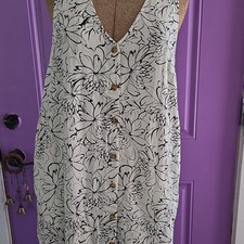 Old Navy Floral Sleeveless V-Neck Button-Front Long Sundress White/Black L