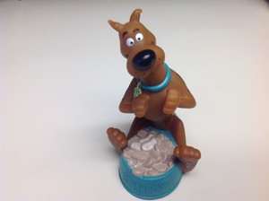 Scooby-Doo-Dog-Plastic-Figure-Figurine-Scooby-Snacks-in-Dog-Dish