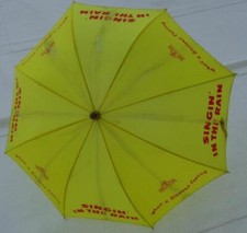 Nice Vintage Vinyl Umbrella   GDC   WOODEN HANDLE  TIP   USEFUL VINTAGE ITEM