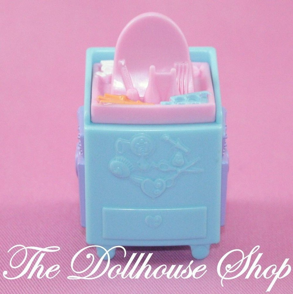 NEW Fisher Price Loving Family Hidden Room Dollhouse Beauty Salon Blue