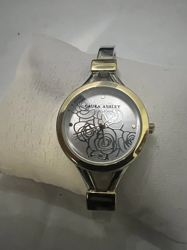 Reloj Laura Ashley Floral, Esfera Flores,2 Tonos 27 mm Mujer’s,LA31019TTG,Japón Foto 2 de 4