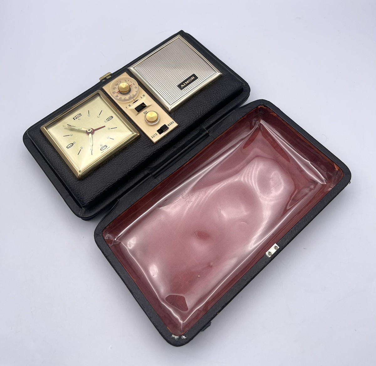 Vintage AIMOR Travel Alarm Clock Radio TCR-68FM Genuine Leather