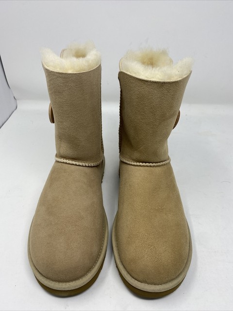ugg boots sand