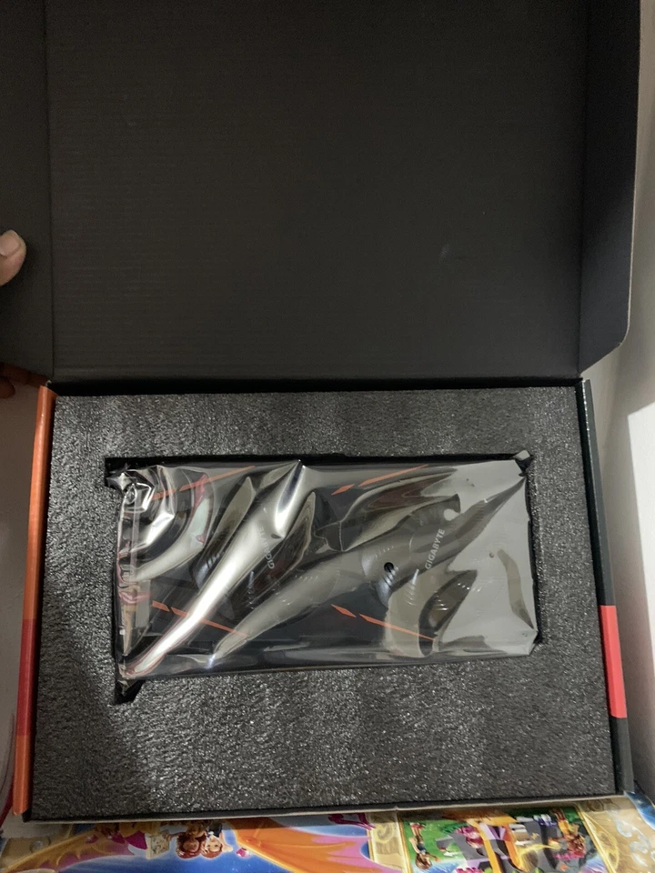 Gigabyte Radeon RX580 Gaming 4G PCIE 3 GDDR 5 Freesync 2 VR READY Graphics Card - Image 2 of 4