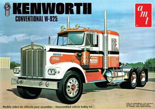Обычный набор моделей AMT Kenworth W925 в масштабе 1:25