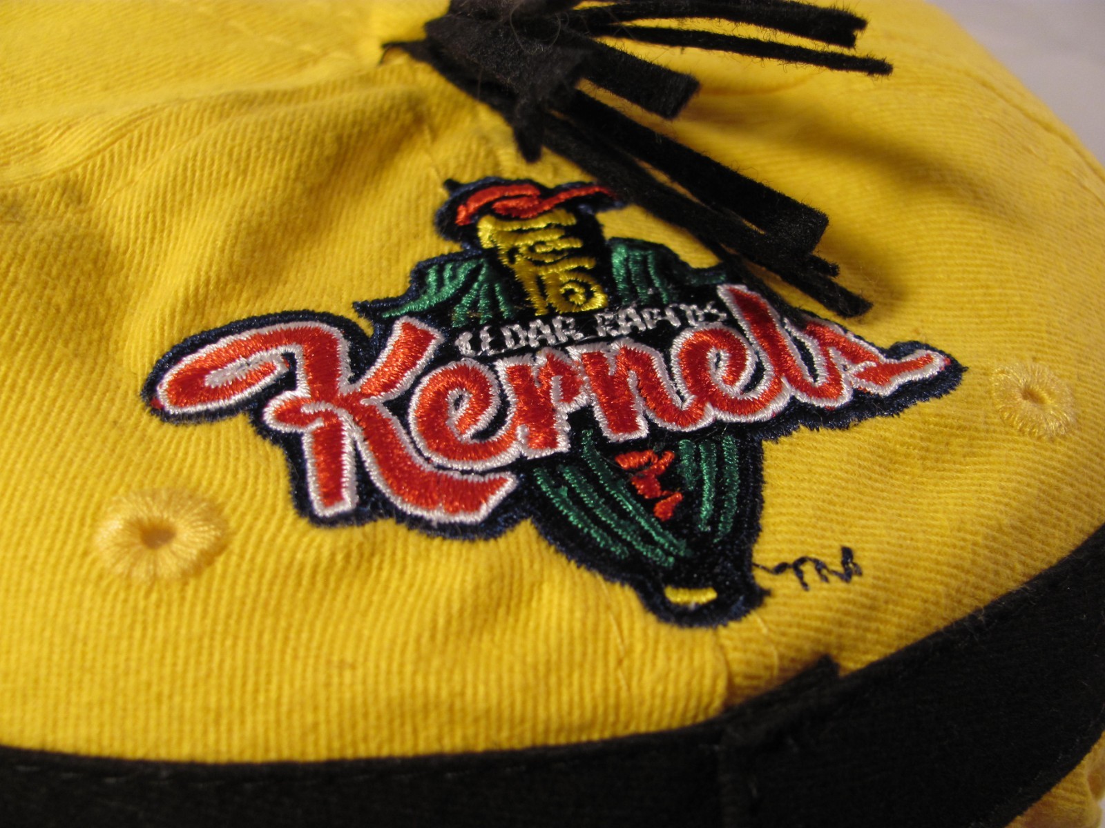 Cedar Rapids Kernels Hat Yellow Despicable Me Min… - image 2