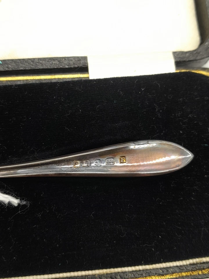 4 hallmarked silver teaspoons In Boxes - Image 3 of 4