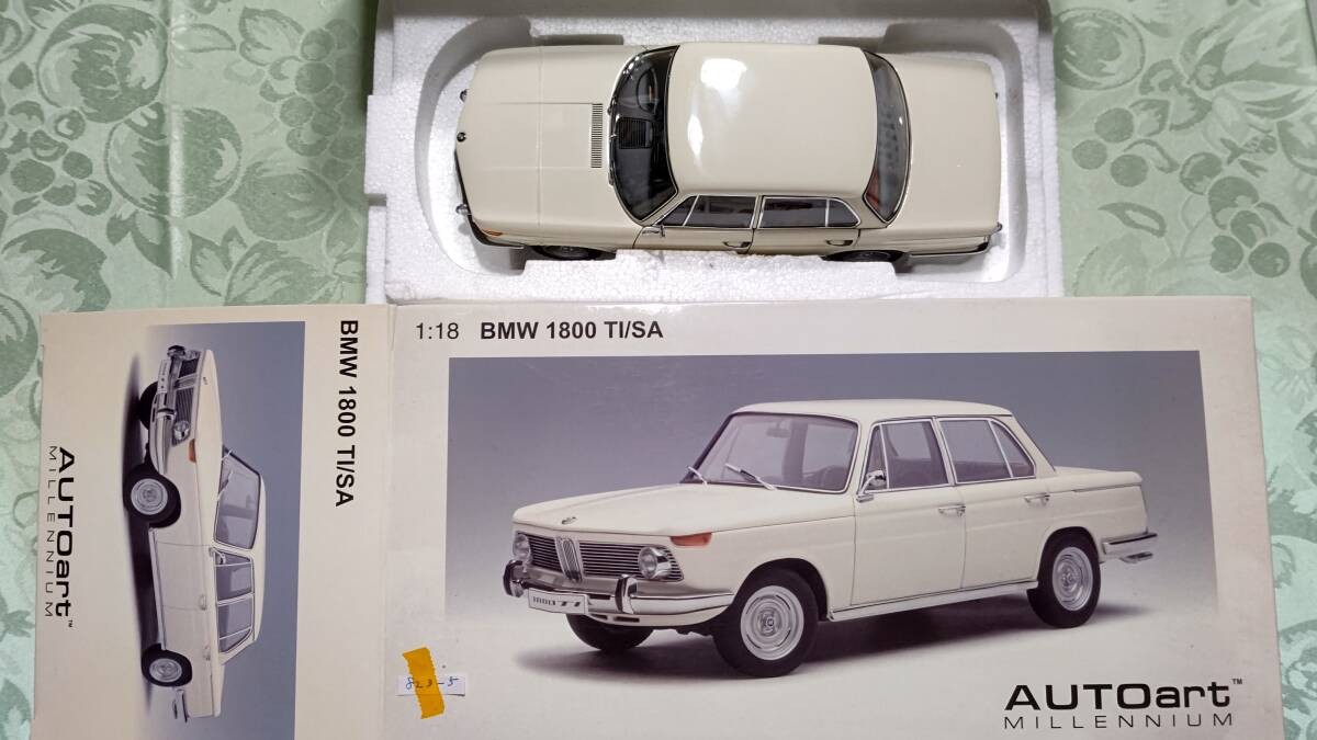 オートアート- BMW - 1800 TI/SA 1/18 オートアート- BMW - 1800 TI/SA 1/18