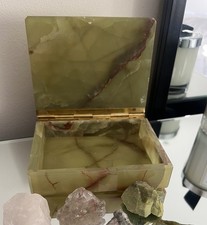 1893 VICTORIAN ANTIQUE BETJEMANN’S & SONS CIGARETTE JEWELLERY GREEN ONYX BOX