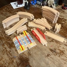 Big Lot of 31 Wooden Railway Train Tracks  Straight, Curved, Bridge, More